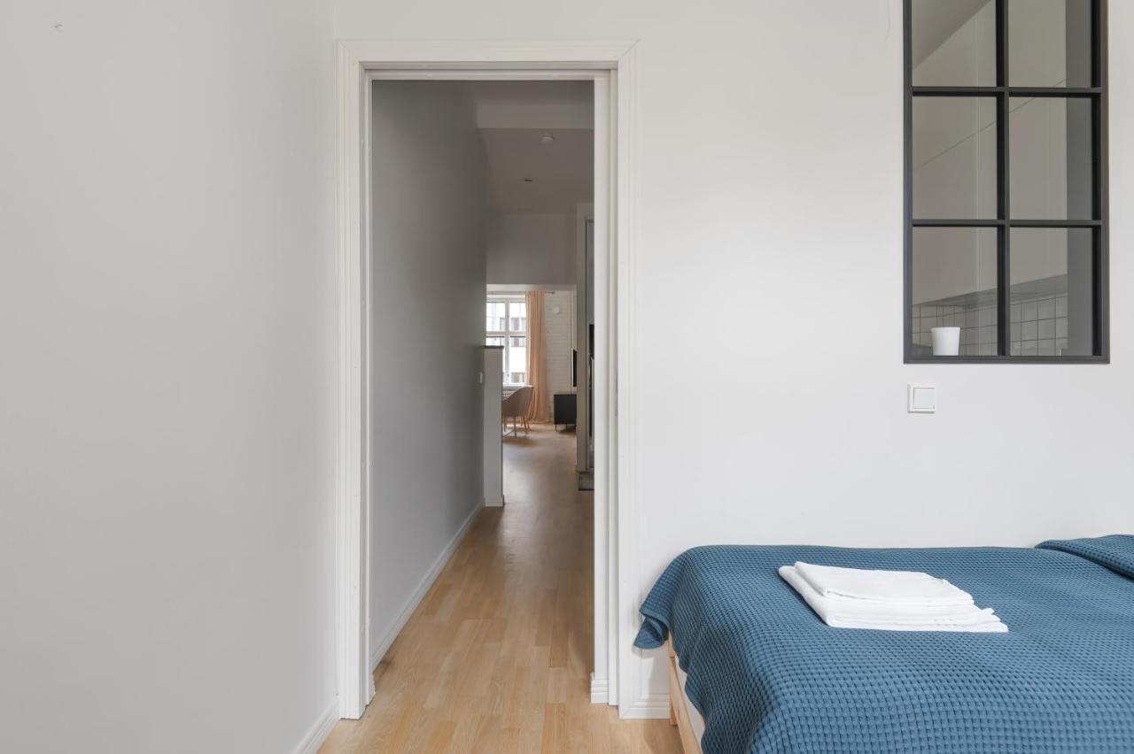 הלסינקי Wehost Fabulous 2Br In Prestigious Punavuori @Iso Roobertinkatu 26 מראה חיצוני תמונה